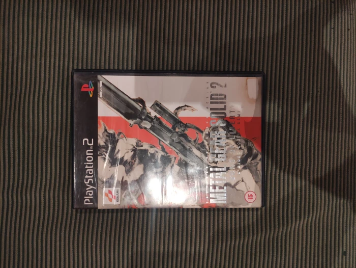 Metal Gear Solid 2: Sons of Liberty  - RetroGamingMarket